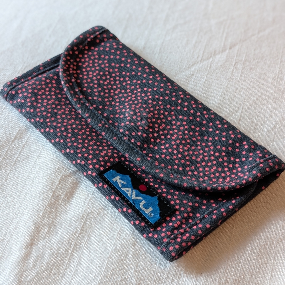 KAVU Polka Dot Navy Blue And Hot Pink Wallet